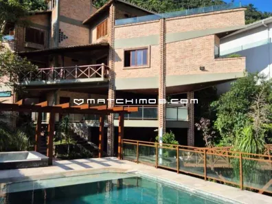 Casa de Condomínio com 4 Quartos à venda, 410m² no Itacoatiara, Niterói