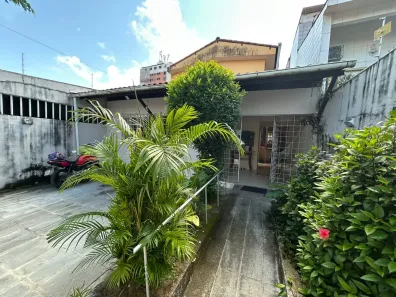 Casa com 5 Quartos para alugar, 160m² no Campo Grande, Recife