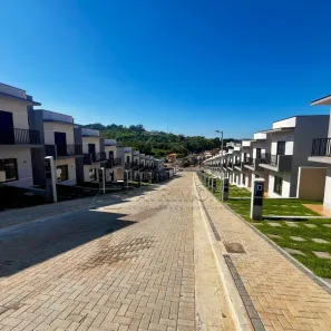 Casa de Condomínio com 3 Quartos à venda, 85m² no Jardim Flórida, São Roque