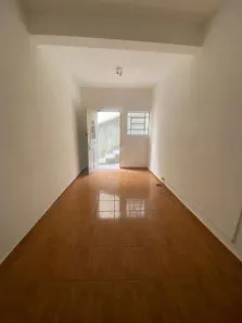 Casa com 1 Quarto para alugar, 50m² no Parque Peruche, São Paulo