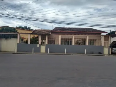 Casa com 6 Quartos à venda, 237m² no Cariacica Sede, Cariacica