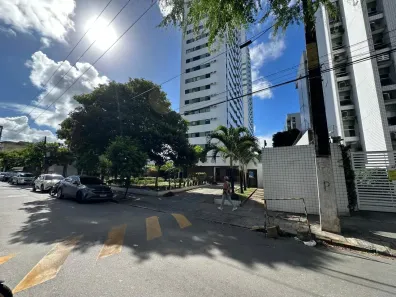 Apartamento com 2 Quartos para alugar, 45m² no Torre, Recife