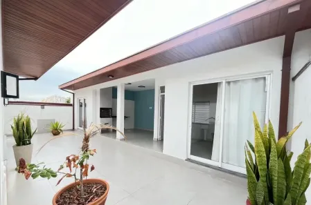 Casa com 5 Quartos para alugar, 330m² no Urbanova, São José dos Campos