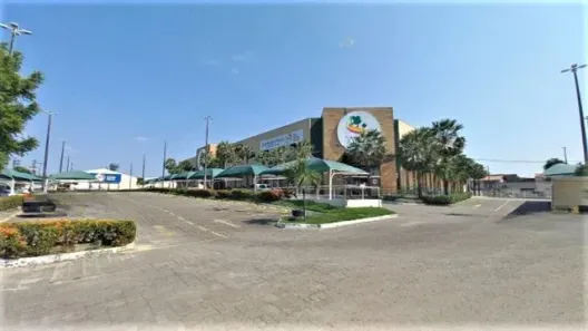 Ponto Comercial para alugar, 2m² no Parque Dois Irmãos, Fortaleza