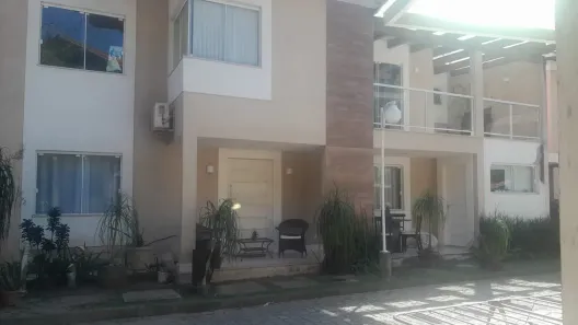 Sobrado com 3 Quartos à venda, 109m² no Maria Paula, Niterói