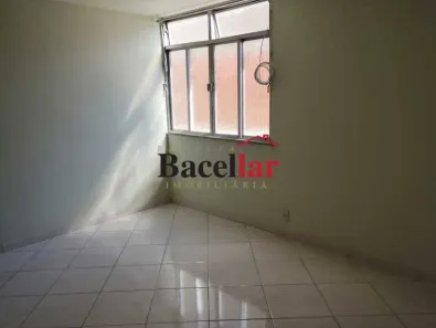 Apartamento com 2 Quartos à venda, 50m² no Vila Kosmos, Rio de Janeiro