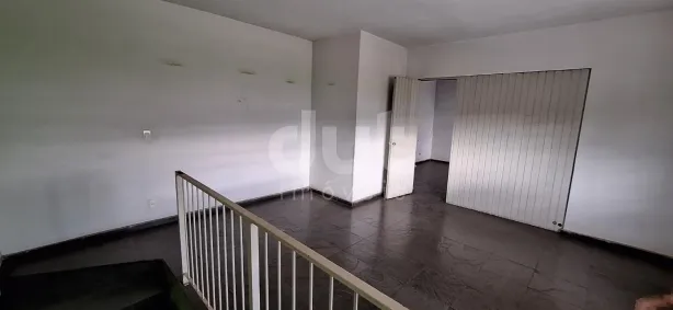 Sobrado com 3 Quartos à venda, 220m² no Parque Itália, Campinas