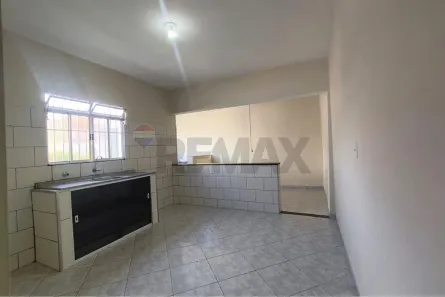 Casa com 1 Quarto para alugar, 60m² no Jardim Primavera, Mauá