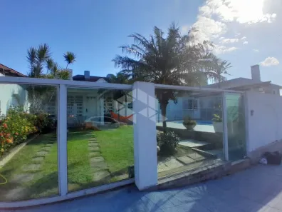 Casa com 7 Quartos para alugar, 342m² no Coqueiros, Florianópolis