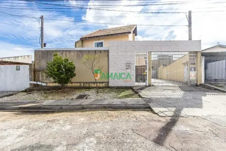 Sobrado com 3 Quartos para alugar, 101m² no Uberaba, Curitiba