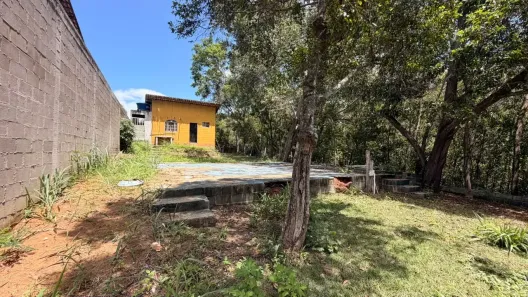 Lote/Terreno com 1 Quarto à venda, 342m² no Manguinhos, Serra