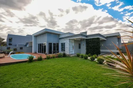Casa com 4 Quartos à venda, 304m² no Lancaster, Foz do Iguaçu