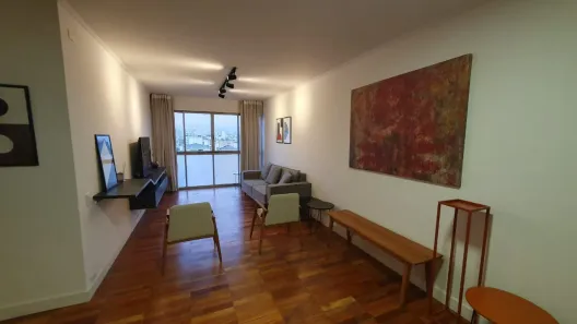 Apartamento com 3 Quartos para alugar, 130m² no Cerqueira César, São Paulo