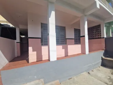 Casa com 2 Quartos para alugar, 70m² no Centro, São Gonçalo