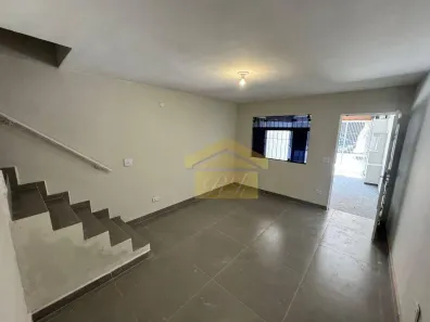 Casa com 2 Quartos à venda, 68m² no Vila Brasílio Machado, São Paulo