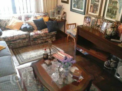 Casa com 3 Quartos à venda, 250m² no Rio Branco, Porto Alegre