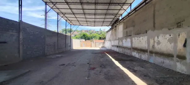 Galpão/Depósito/Armazém para alugar, 790m² no Mutondo, São Gonçalo