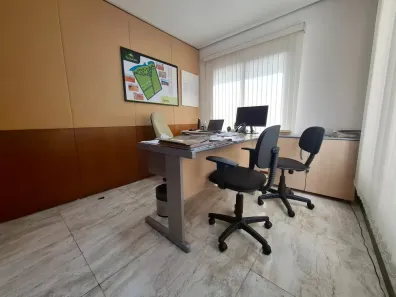 Consultório à venda, 30m² no Jardim Londrina, São Paulo