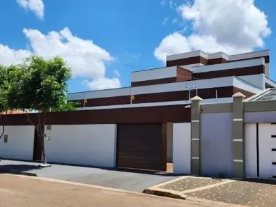 Casa com 4 Quartos à venda, 262m² no Plano Diretor Sul, Palmas
