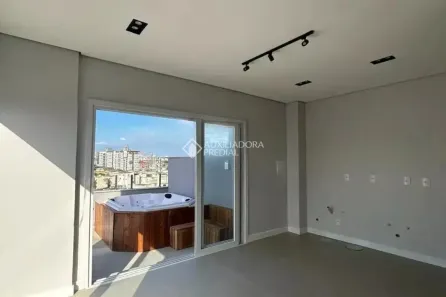 Cobertura com 2 Quartos para alugar, 120m² no Cidade Baixa, Porto Alegre