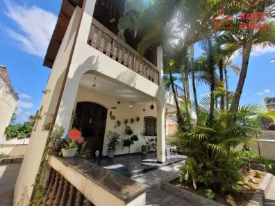 Casa com 5 Quartos à venda, 177m² no Aparecida, Aparecida