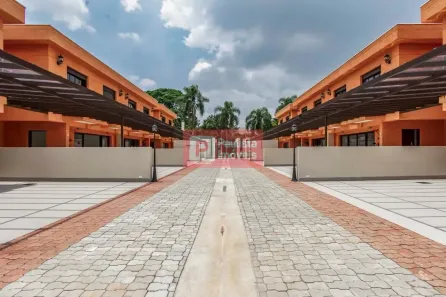 Sobrado com 4 Quartos à venda, 293m² no Jardim Prudência, São Paulo