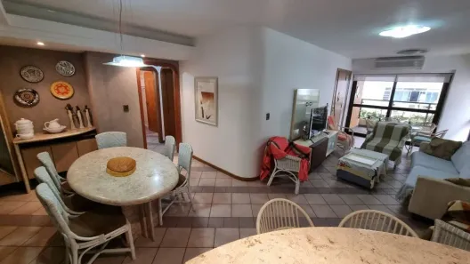 Apartamento com 3 Quartos à venda, 130m² no Pitangueiras, Guarujá