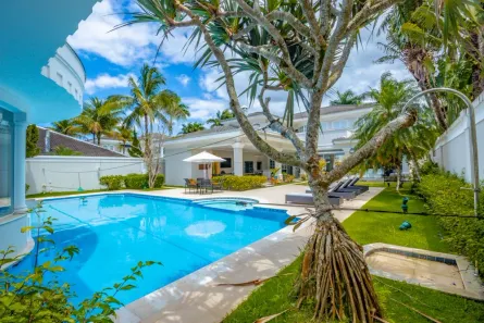 Casa de Condomínio com 6 Quartos à venda, 731m² no Jardim Acapulco, Guarujá