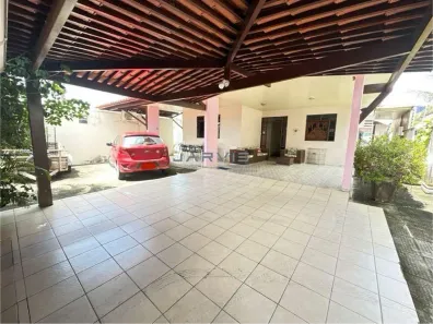 Casa com 3 Quartos à venda, 220m² no Gruta de Lourdes, Maceió