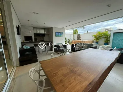 Casa de Condomínio com 4 Quartos à venda, 350m² no Jardim Botânico, Uberlândia