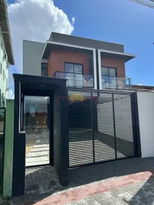 Casa com 3 Quartos à venda, 124m² no Floresta, Joinville