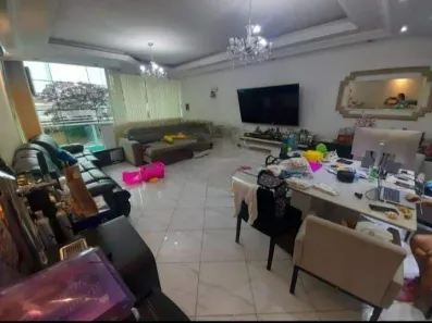 Sobrado com 2 Quartos à venda, 249m² no Vila Pires, Santo André