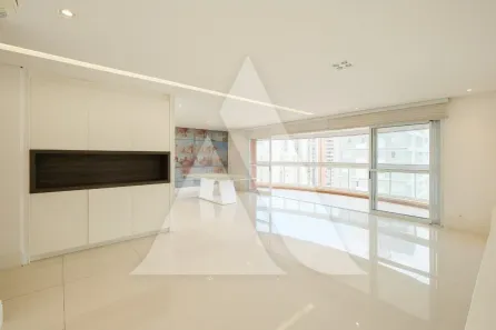 Apartamento com 4 Quartos à venda, 210m² no Moema, São Paulo
