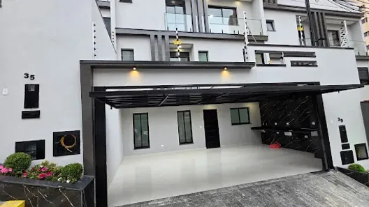 Sobrado com 4 Quartos à venda, 160m² no Santa Teresinha, São Paulo