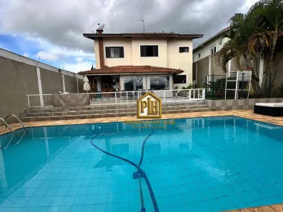 Sobrado com 3 Quartos à venda, 347m² no Jardim Itaperi, Atibaia