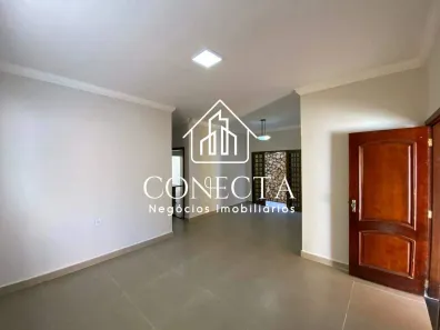 Casa com 4 Quartos para alugar, 250m² no Santa Mônica, Uberlândia