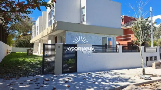 Casa com 3 Quartos à venda, 123m² no Campeche, Florianópolis