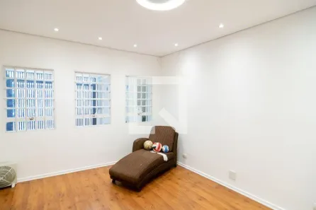 Casa com 3 Quartos à venda, 180m² no Vila Gertrudes, São Paulo