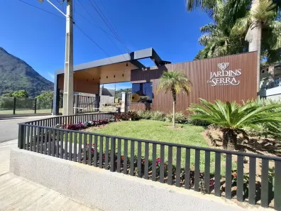 Lote/Terreno à venda, 246m² no Ermitage, Teresópolis