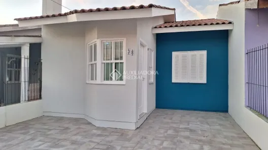 Casa de Condomínio com 2 Quartos à venda, 109m² no Restinga, Porto Alegre