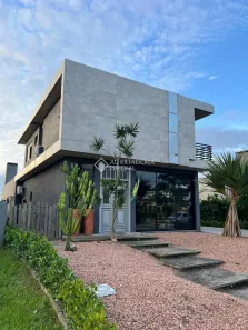 Casa de Condomínio com 3 Quartos à venda, 200m² no , Capão da Canoa