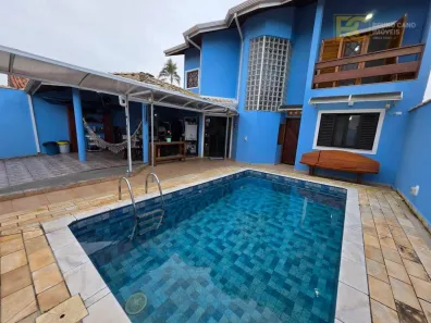 Sobrado com 4 Quartos para venda ou aluguel, 188m² no Balneário Três Marias, Peruíbe