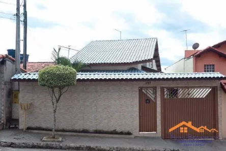 Casa com 3 Quartos à venda, 250m² no Jordanópolis, Arujá