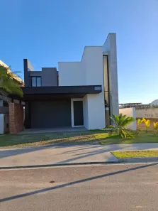 Casa com 3 Quartos à venda, 280m² no Perequê, Porto Belo
