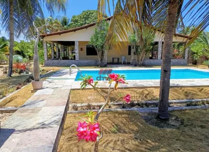 Fazenda/Sítio com 5 Quartos à venda, 310m² no Centro, Aquiraz