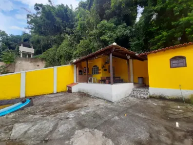 Casa com 2 Quartos à venda, 70m² no Jardim Primavera, Duque de Caxias