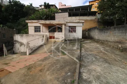 Casa com 3 Quartos à venda, 90m² no Bandeirantes, Juiz de Fora