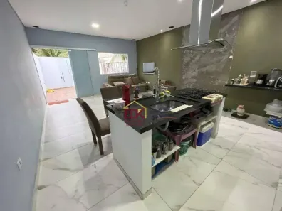Casa com 2 Quartos à venda, 125m² no Jardim Itamar, Caraguatatuba