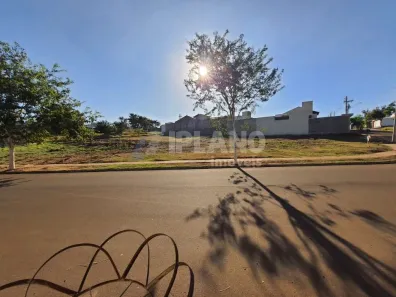 Lote/Terreno à venda, 451m² no Residencial Ravena, Araraquara