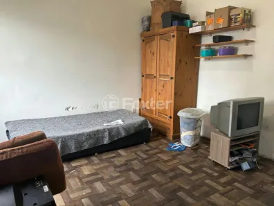 Kitnet com 1 Quarto à venda, 18m² no Azenha, Porto Alegre